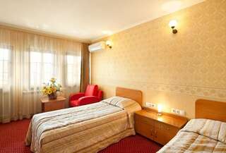 Отель Sevastokrator Hotel & SPA Арбанаси Двухместный номер с 1 кроватью и балконом-1